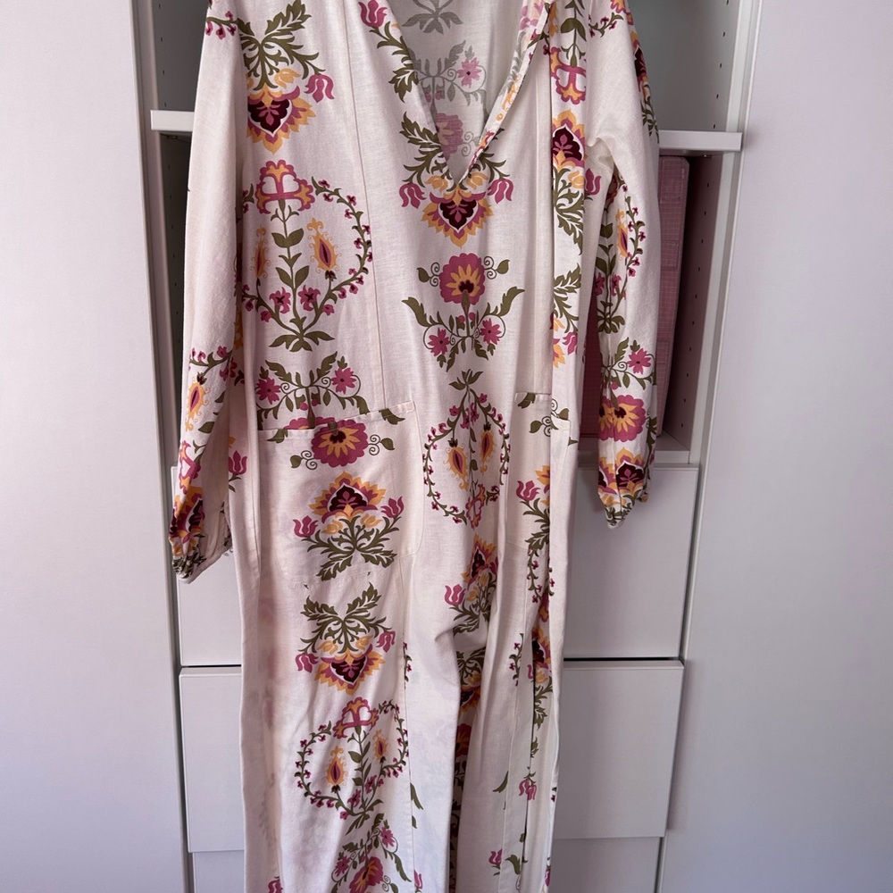 Zara Multicolor Floral Long Sleeve Dress